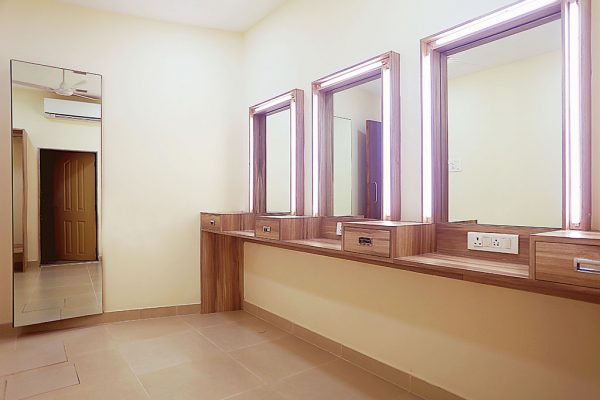 Green-room-image-2